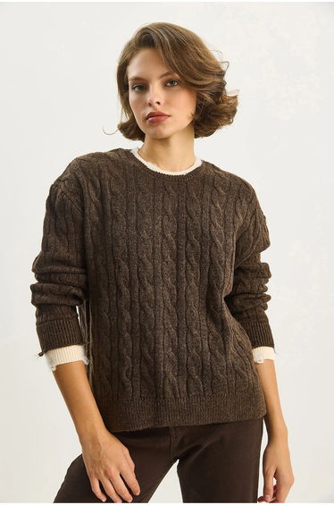 LUCCI Hair Braid Patterned Sweater