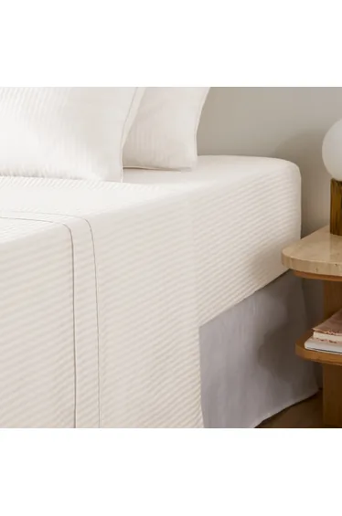 شرشف سرير قطن ساتين مخطط