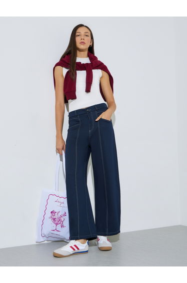 Barrel fitted jeans with elasticated waistband