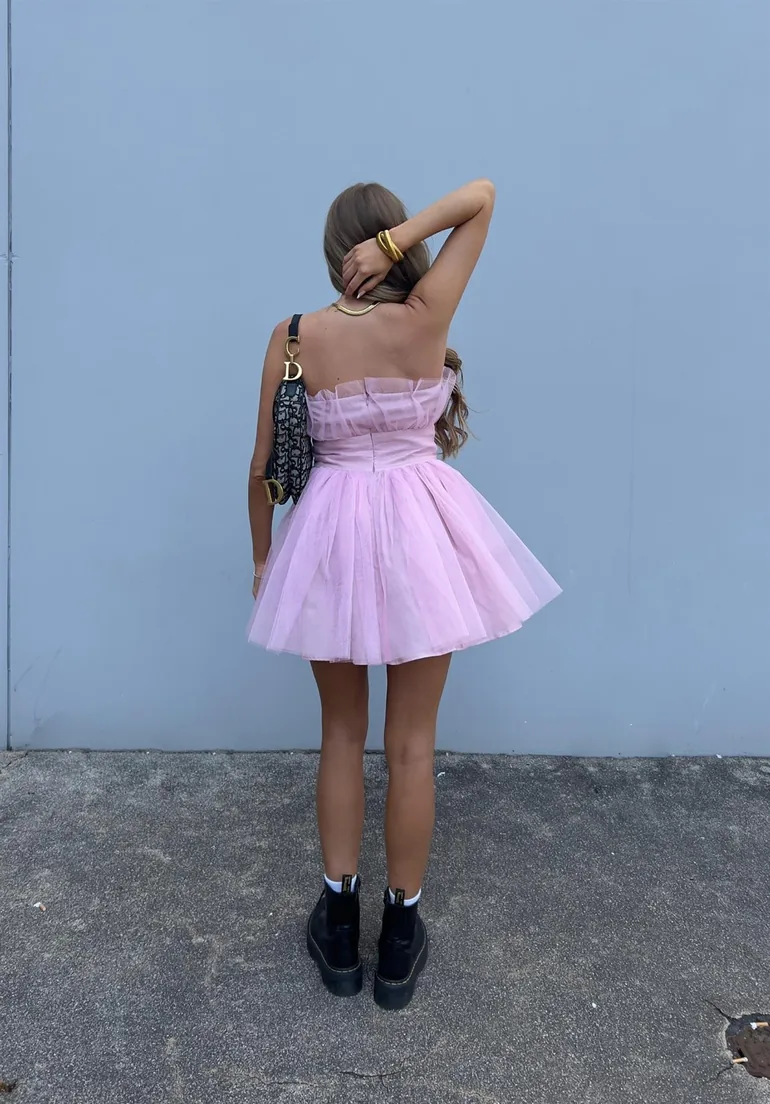 Shop Liliana Bandeau Mini-Dress - Pretty-Pink Online in Iraq Shop Liliana Bandeau Mini-Dress - Pretty-Pink Online in Iraq