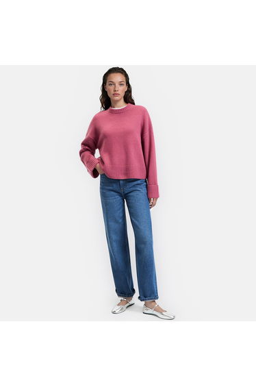 Knitted Wool Jumper/Sweater with Round Neck