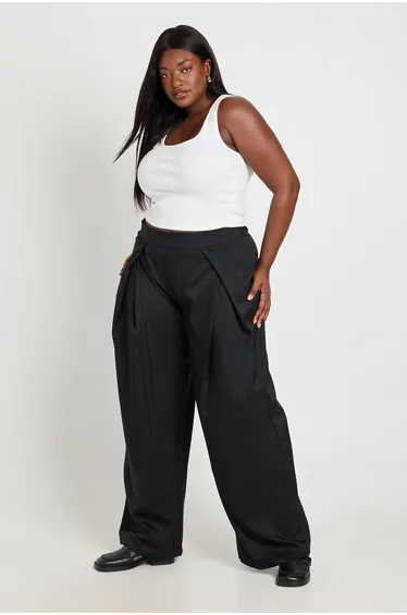 Plus Pleated Barrel Leg Trouser - black