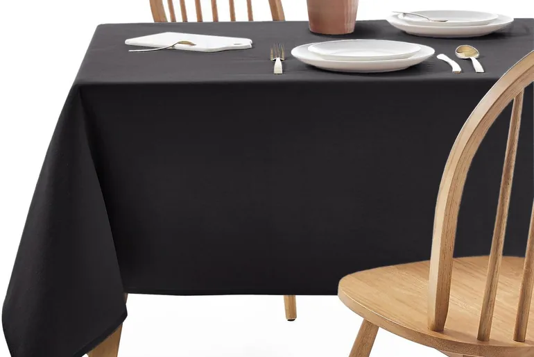 مفرش طاولة قطني مقاوم للبقع