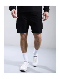 شورت برمودا أسود بقصة مستقيمة