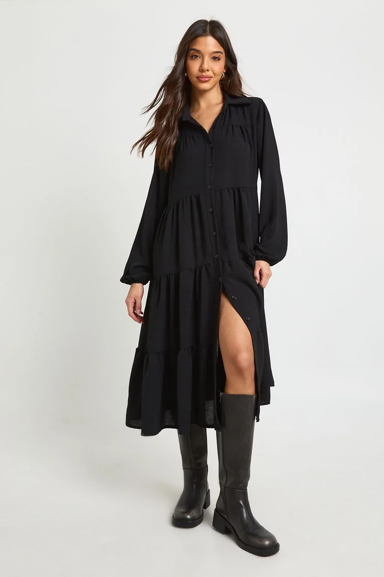Textured Tiered Midi Smock Dress - black Boohoo Black : Day Dresses : VogaCloset Oman Textured Tiered Midi Smock Dress - black Boohoo Black : Day Dresses : VogaCloset Oman