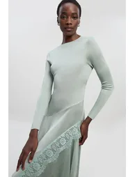 فستان ماكسي محبوك شفاف بتداخل دانتيل - 1