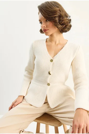 كارديغان بيانكو لوتشي بيج بأكمام طويلة