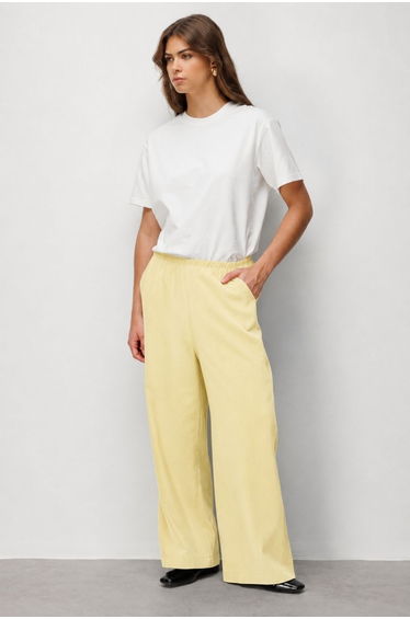 Mizalle Modal Textured Thin Elastic Trousers