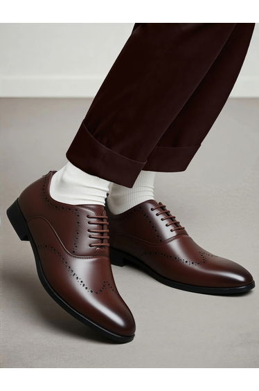 Men Brown Leather Oxford Brogue Shoes