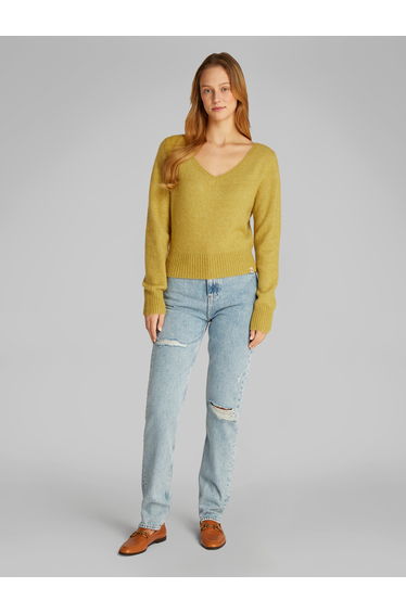 Fluffy Yarn V-Neck S