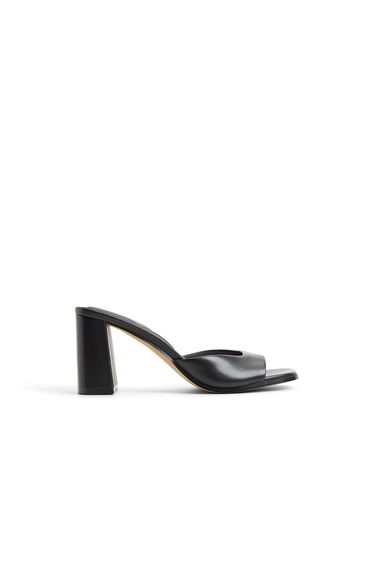Lisia / Heeled Sandals