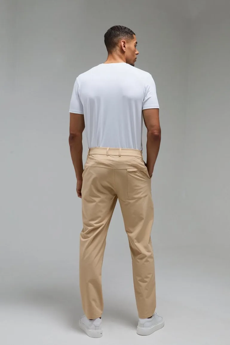 Man Sport Golf Stretch Woven Tapered Joggers - 1