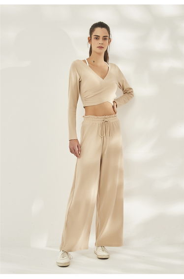 Crisscross Front Long Sleeves Ribbed Top in Sand