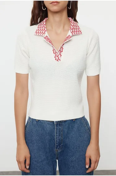 Ecru Collar Patterned Knitwear Blouse