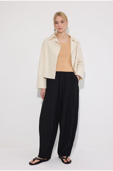 PLEATED CREPE TROUSERS