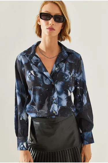 Women's Satin Textured Marble Patterned Shirt