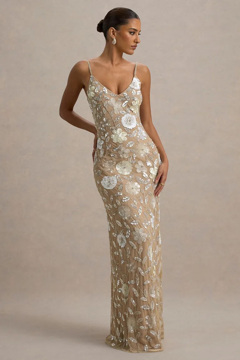 فستان ماكسي بحمالات رفيعة مزين بأحجار بنقشة أزهار مزين بأحجار