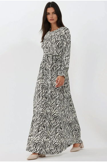 Printed Crew Neck Maxi Dress with Belt