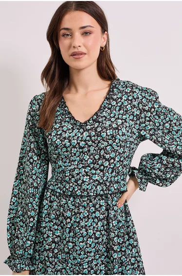 Frill Neck Blouson Sleeve Midi Dress