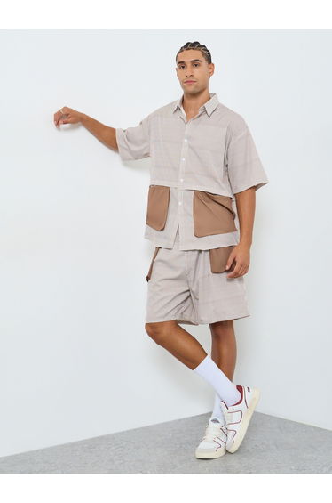 Men Oversized Contrast Patch Pockets Shirt and Shorts Co-Ords