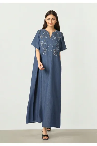 قفطان دينيم مزين بالخرز