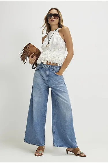 Blue Horseshoe Barrel Leg Jeans
