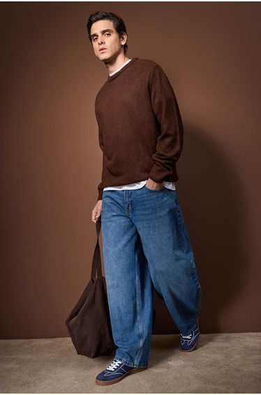 Brown relaxed crew neck sweater