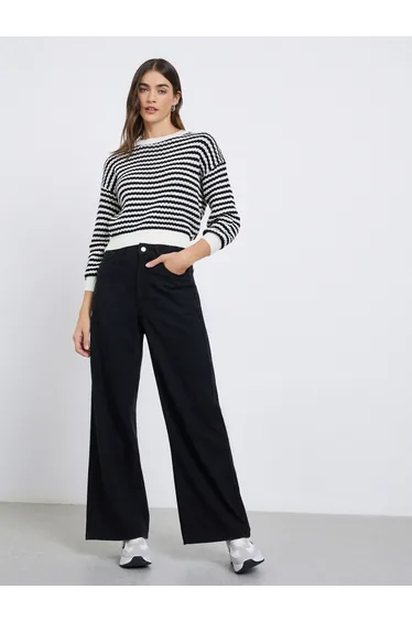 سويتر نسائي محبوك مخطط قصير