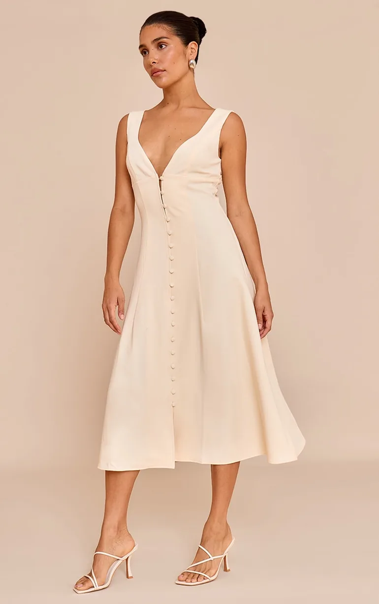 Petite Butter Cream Plunge Button Up Dress Prettylittlething : Dresses :  VogaCloset Kazakhstan