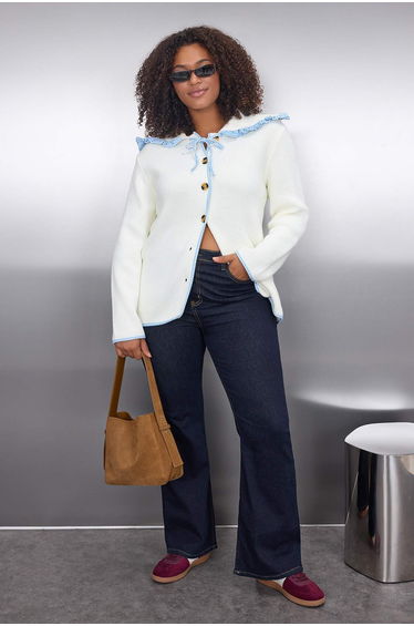 Ecru Soft Texture Turn-down Collar Knitwear Cardigan
