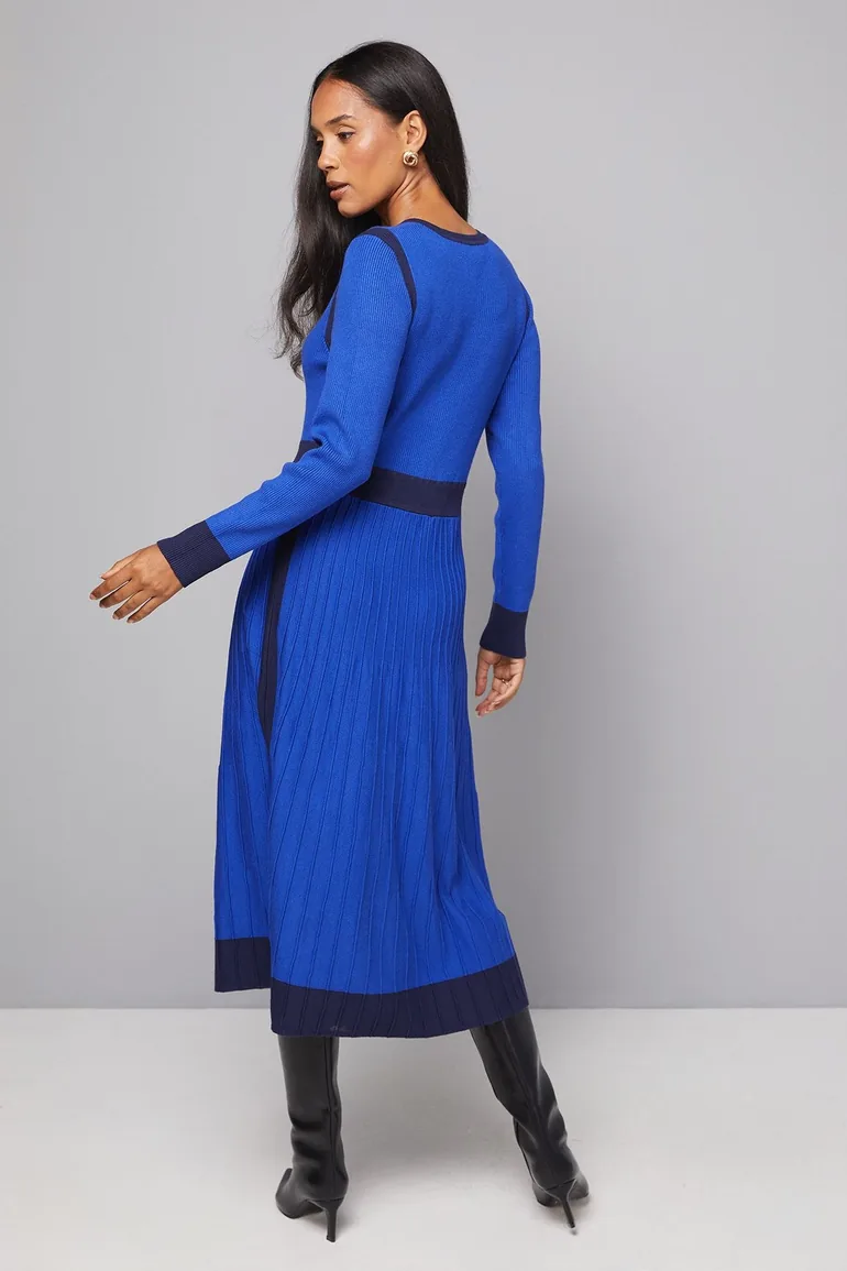 Fit and Flare Button Neck Knitted Dress - 2