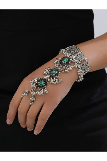 Silver Texture Tassel Hand Chain Bracelet