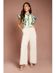 جمبسوت و افرول كوست فاشن باللون الأبيض