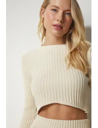 Women's Cream Corduroy Crop Skirt Sweater Suit - 4