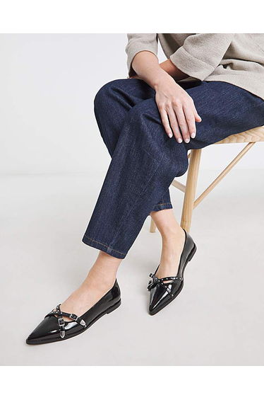 Point Buckle Ballerina Wide