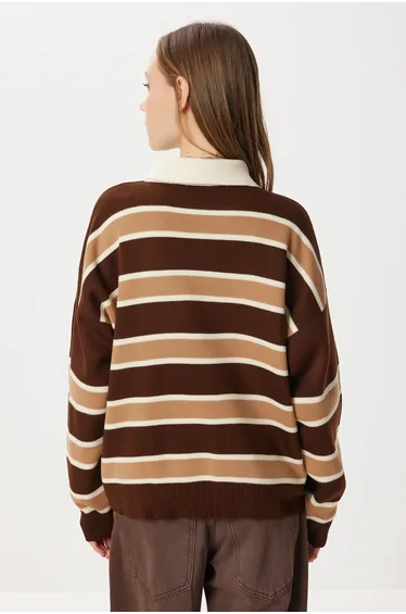 سويتر مخطط بياقة بولو