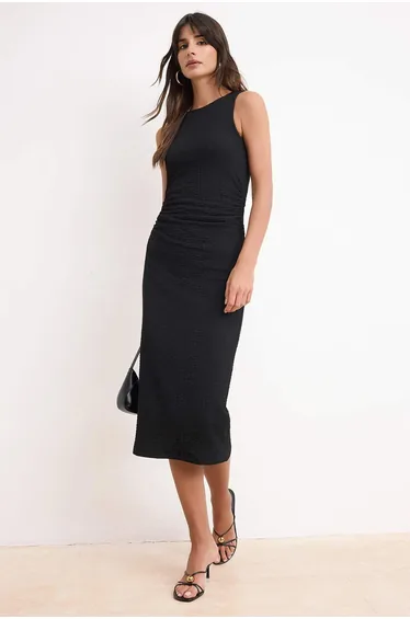 Black Textured Fabric Lined Crew Neck Zero Sleeve Midi Knitted Dress