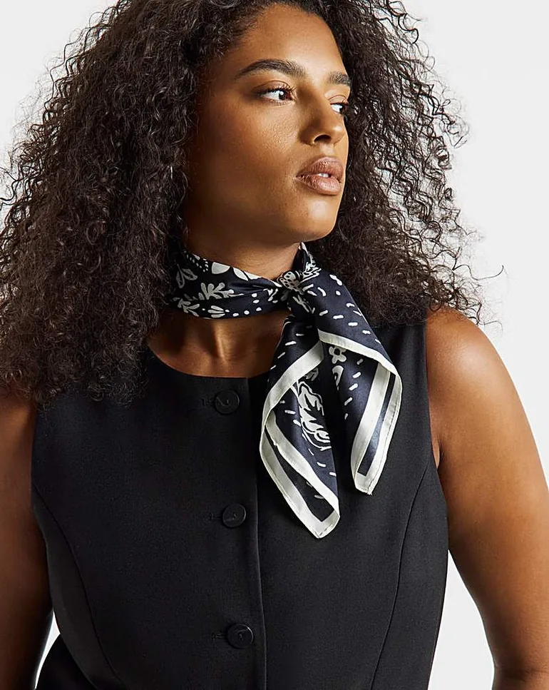 Black Longline Waistcoat - 2