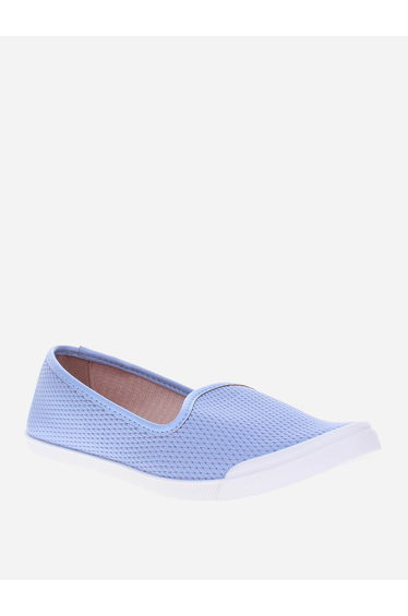 Textured Slip-On Flat Shoes