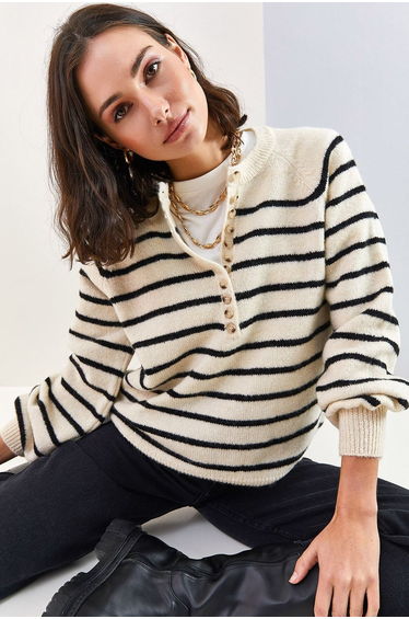 Women's Buttonhole Turtleneck Striped Knitwear Sweater