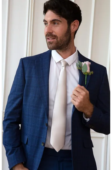 Wedding Tie by Alie Street