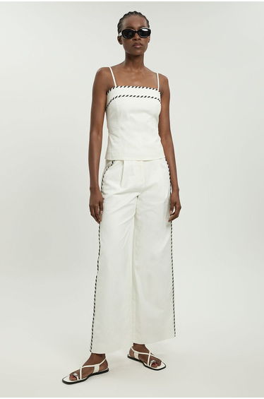 Tailored Linen Blend Contrast Stitch Top