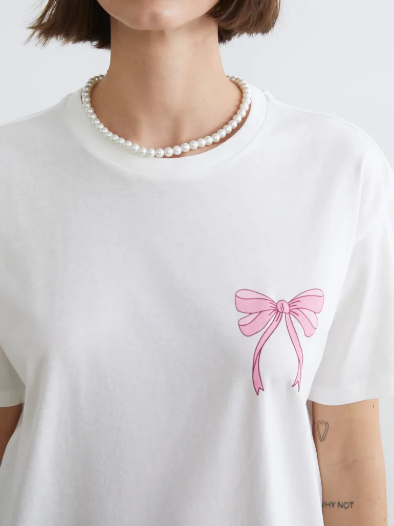 Crew Neck Tee with Bow Print - 2