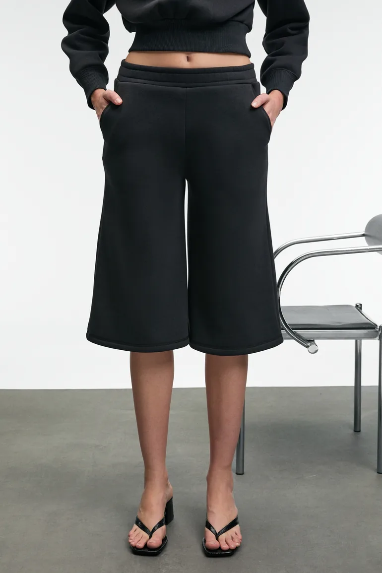 GRIMELANGE ELPIHRA Women's Oversize Elastic Waist Double Pocket Anthracite Shorts & Bermuda - 2