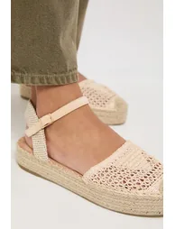 صندل إسبادريل منسوج بتفصيلة كروشية - 1