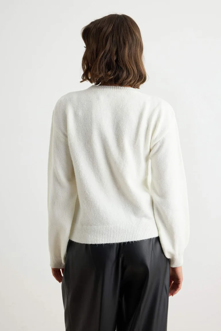 Ecru Soft Textured Floral Appliqué Knitwear Sweater - 3