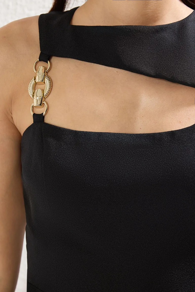 Black Chain Accessory Detail Woven Overalls - 3