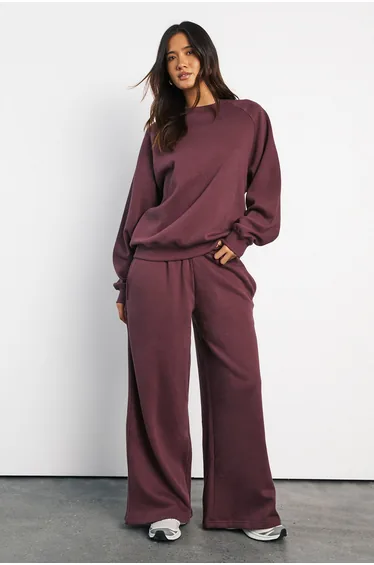 Thin Waistband Mid Rise Wide Leg Jogger - plum