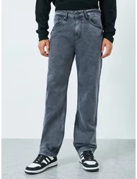 Men Washed Relaxed Fit Mid Rise Jeans - 1