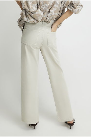 Cream Straight Leg Cropped Jeans product thumbnail 3